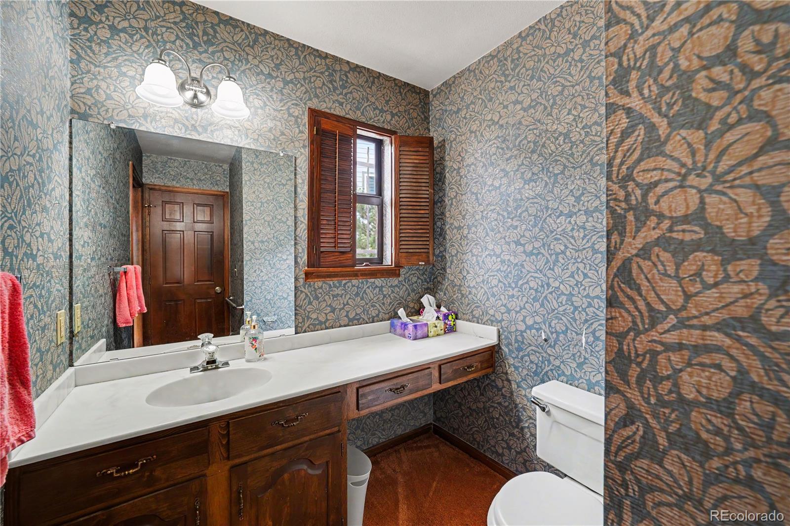 MLS Image #11 for 2609 s quebec street,denver, Colorado