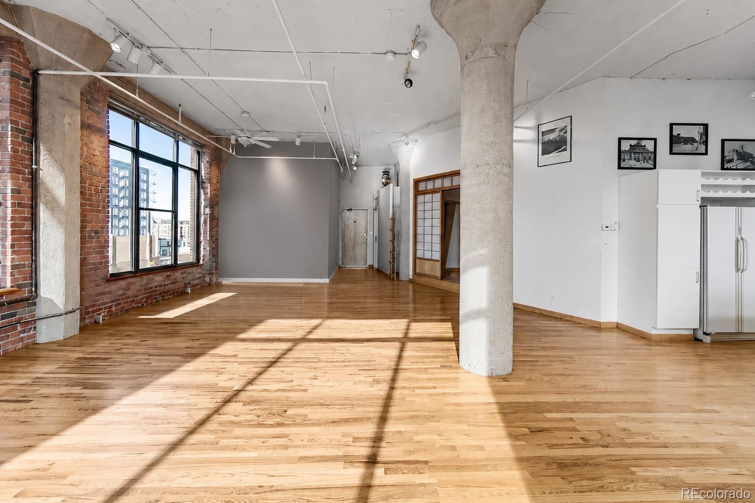 MLS Image #5 for 2000  arapahoe street 402,denver, Colorado