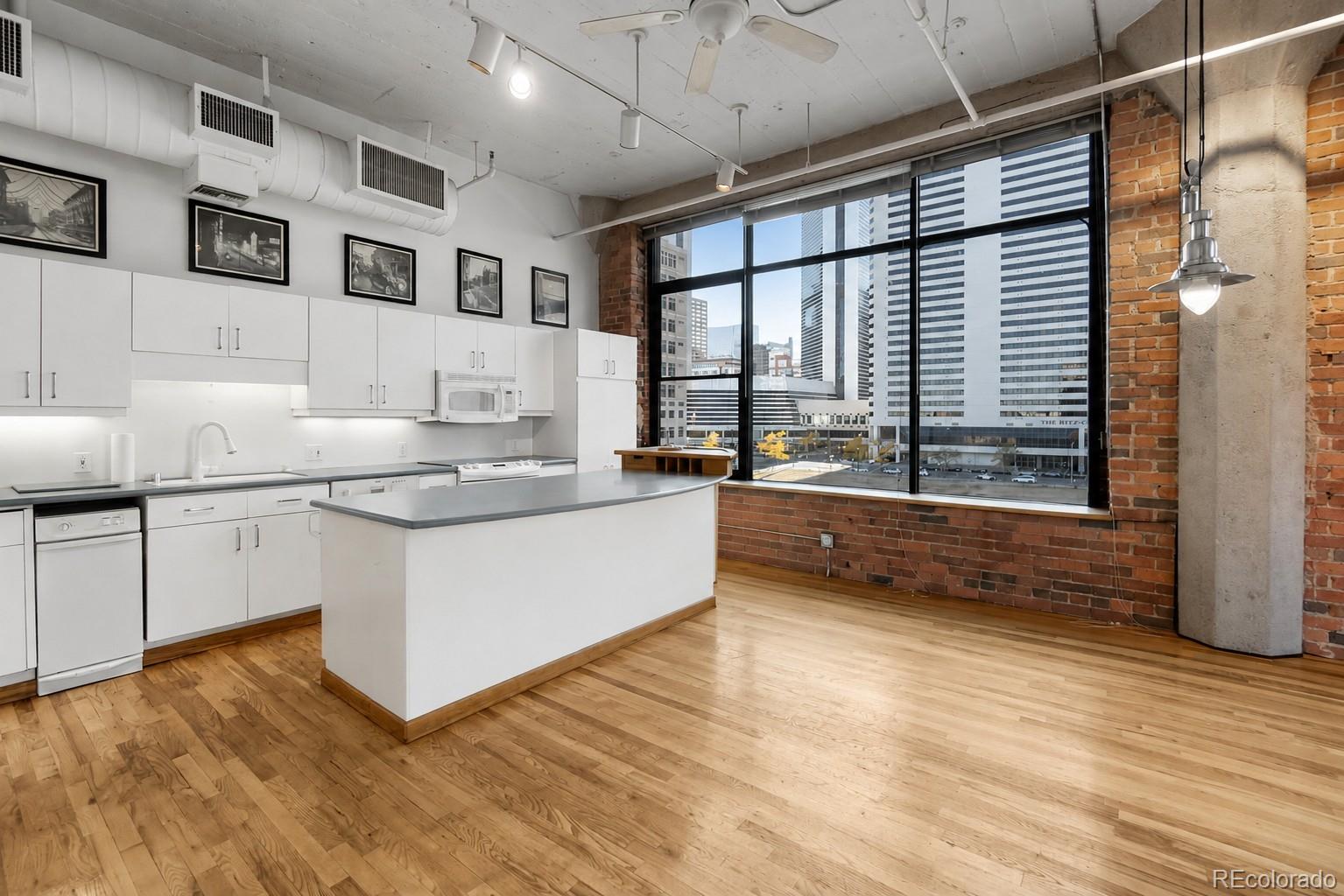 MLS Image #8 for 2000  arapahoe street 402,denver, Colorado