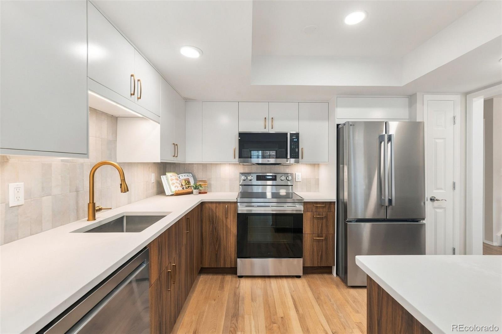 MLS Image #14 for 5916 e briarwood circle,centennial, Colorado