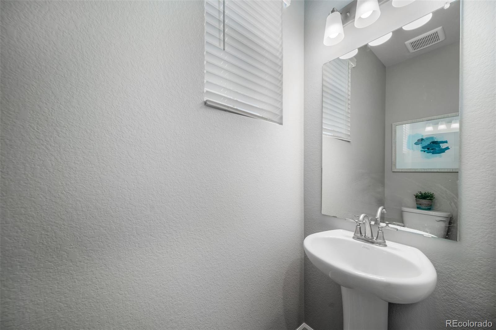 MLS Image #15 for 10122  salem court,commerce city, Colorado