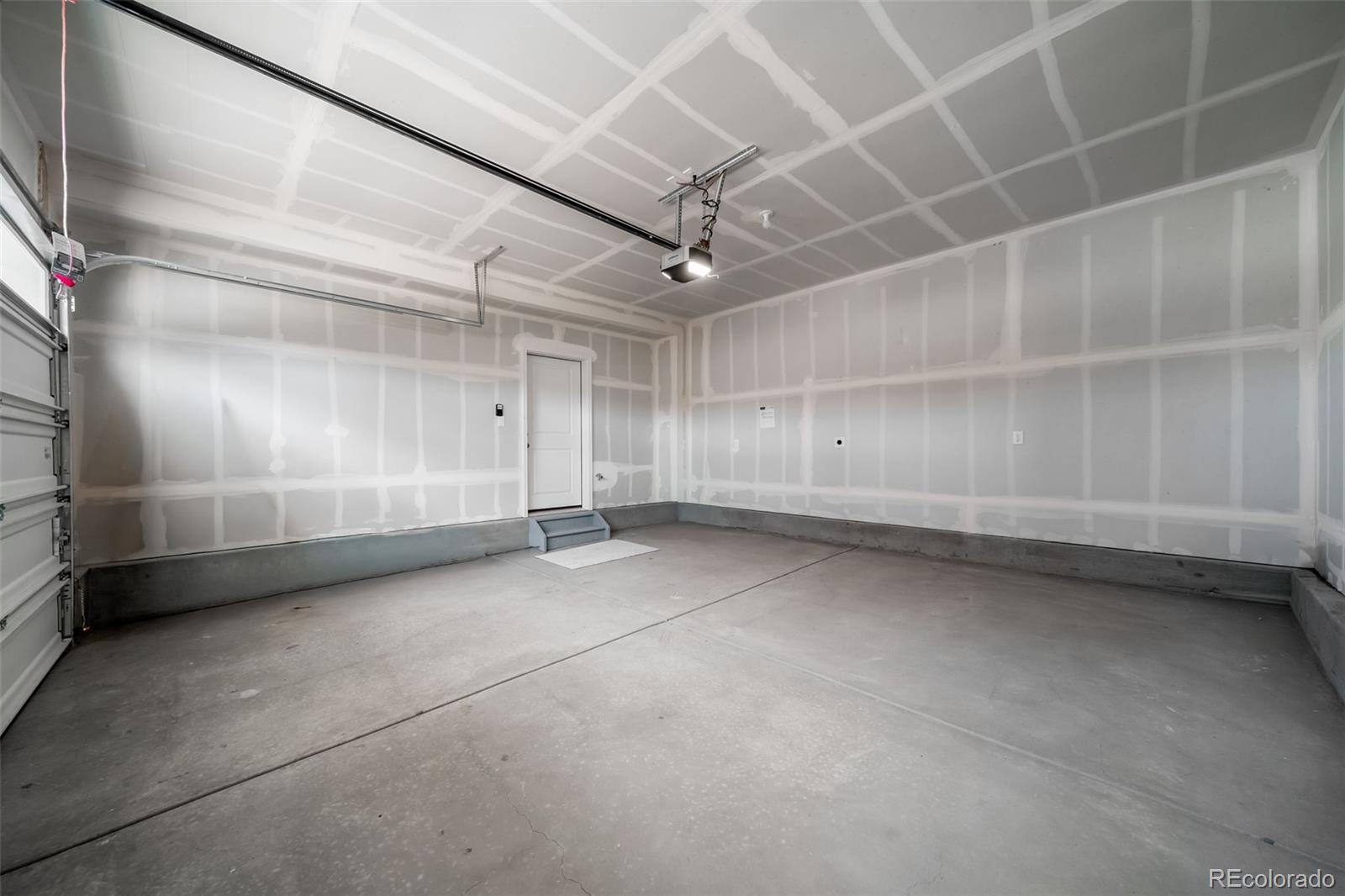MLS Image #36 for 10122  salem court,commerce city, Colorado