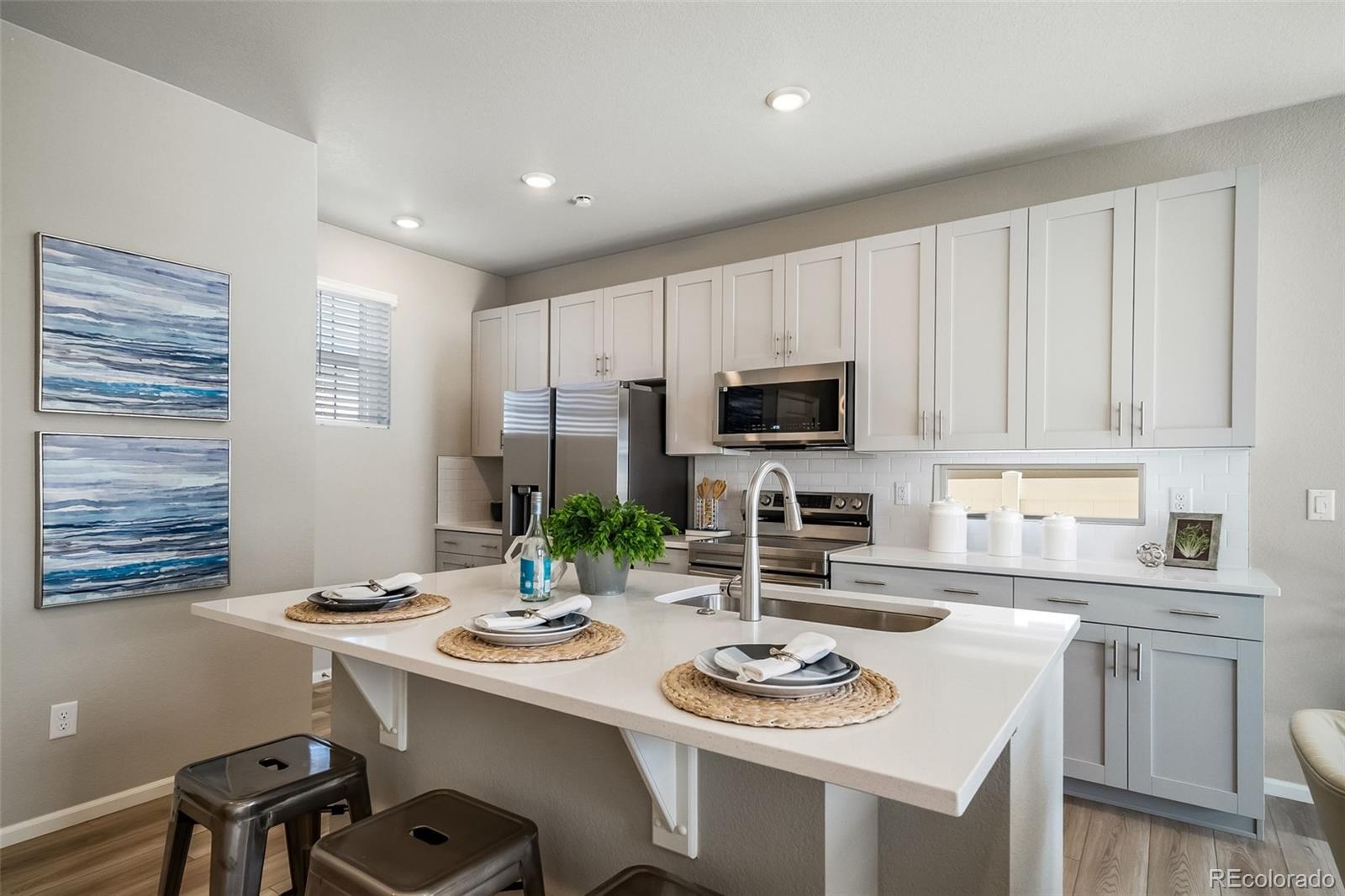 MLS Image #5 for 10122  salem court,commerce city, Colorado