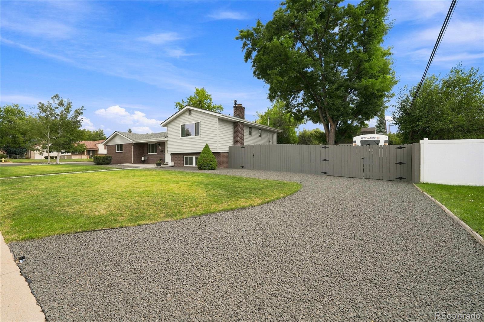 MLS Image #2 for 690 e davies avenue,centennial, Colorado