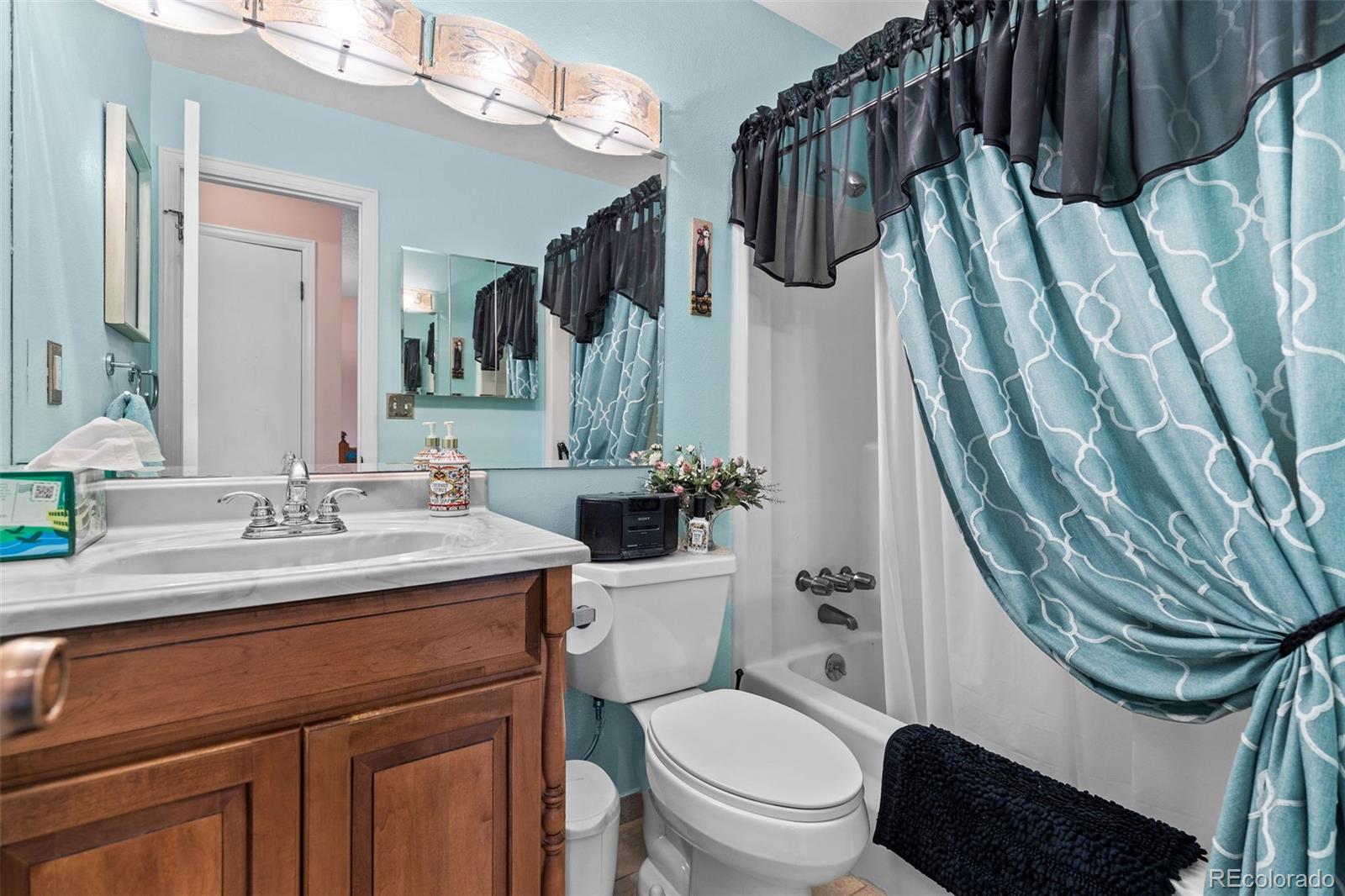 MLS Image #11 for 8352  dover court,arvada, Colorado