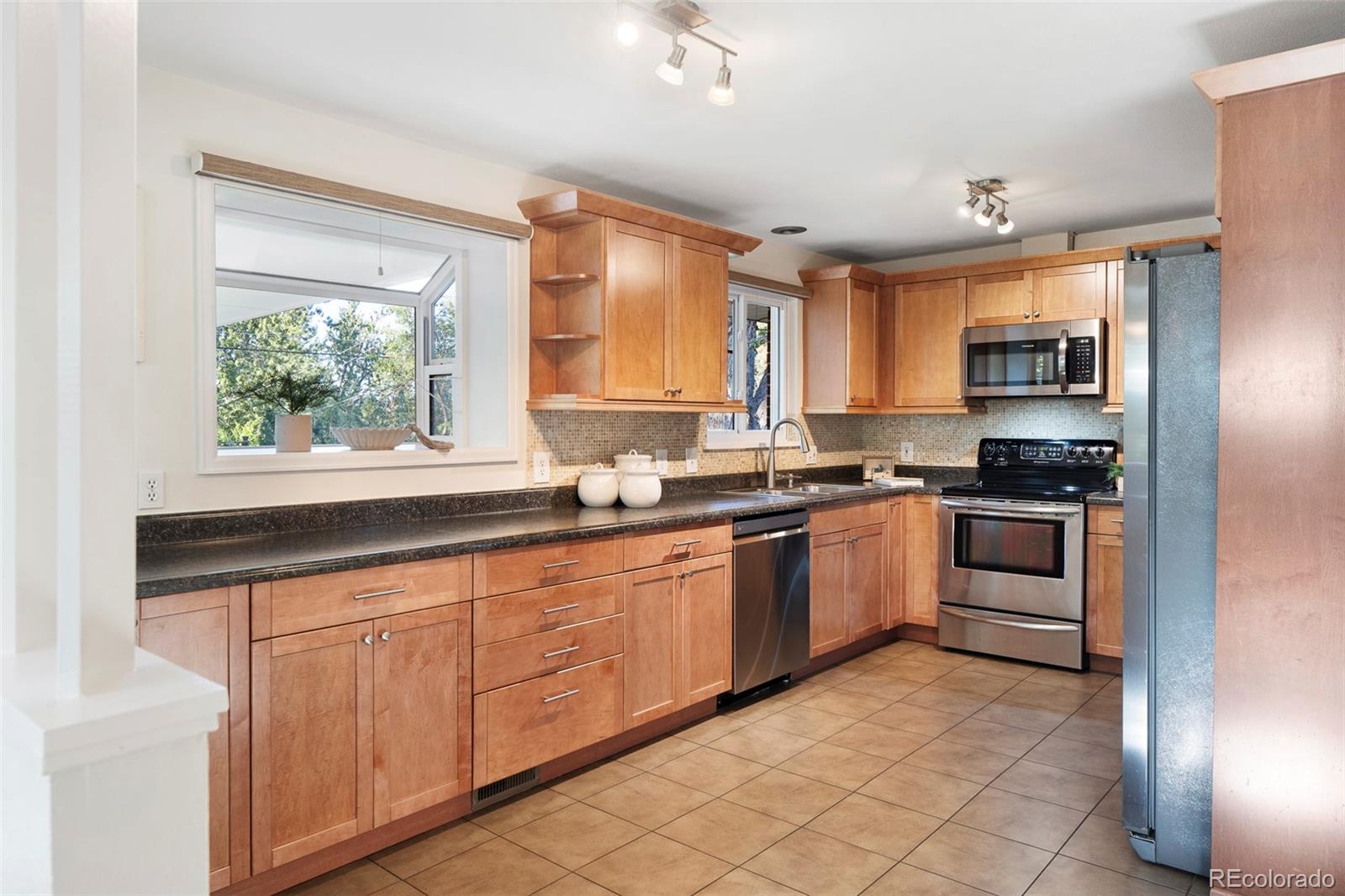 MLS Image #10 for 3090 e weaver avenue,centennial, Colorado