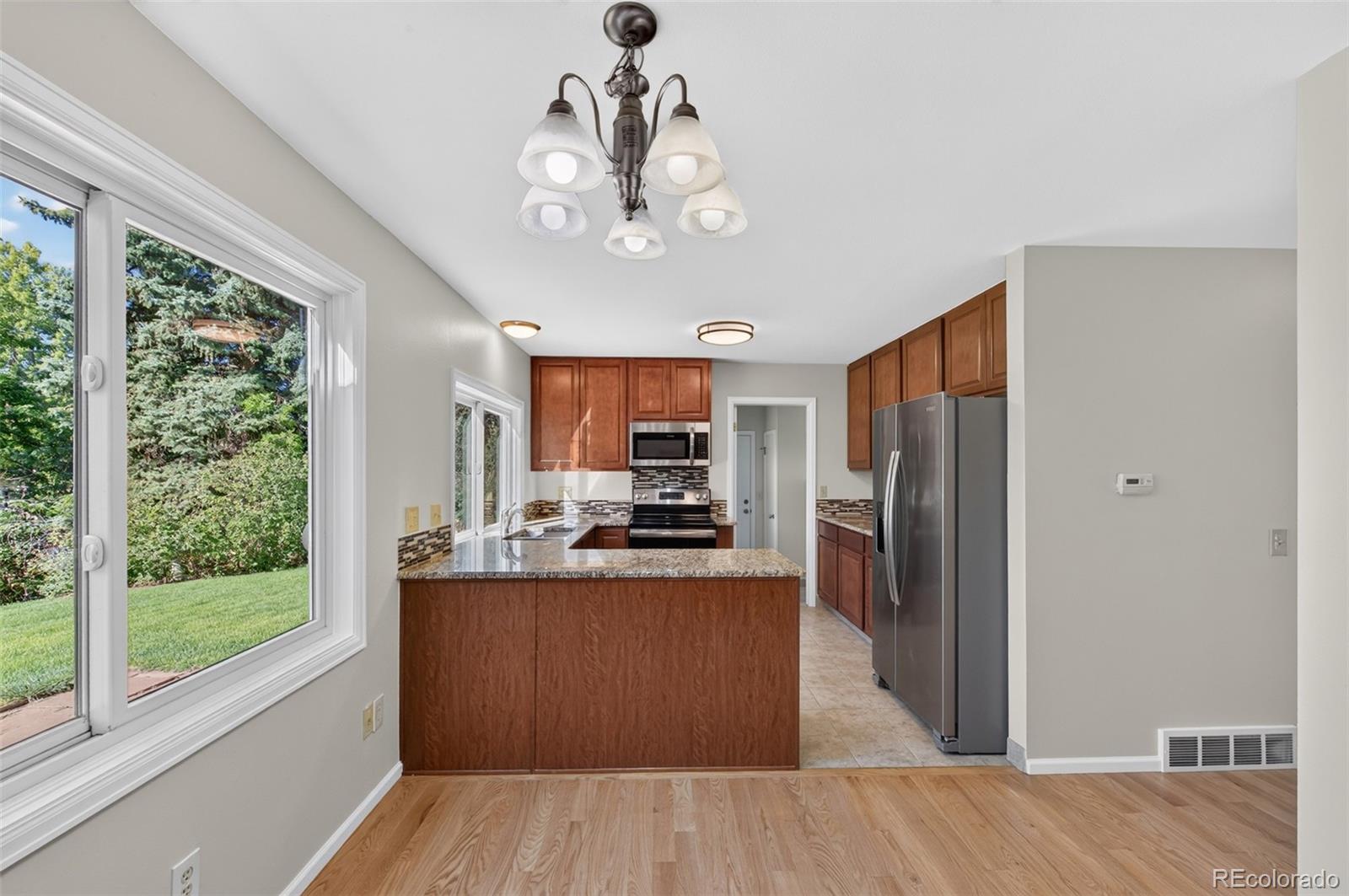 MLS Image #11 for 10482 w dakan mountain,littleton, Colorado
