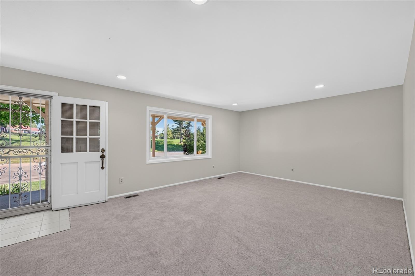 MLS Image #6 for 10482 w dakan mountain,littleton, Colorado