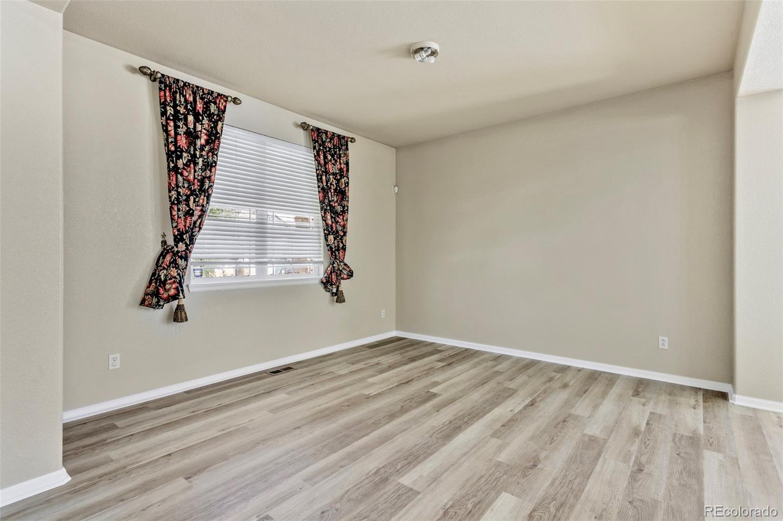 MLS Image #3 for 10383  knollside drive,parker, Colorado