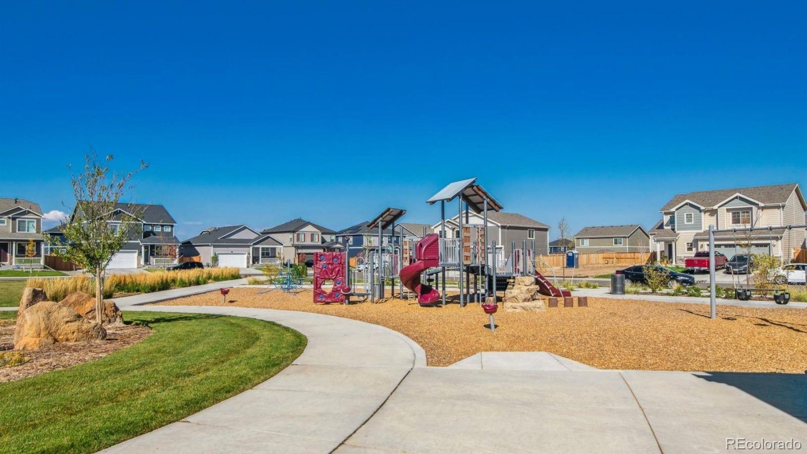MLS Image #19 for 331 n bersshine street,watkins, Colorado