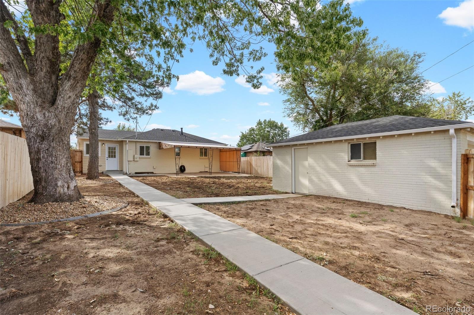 MLS Image #25 for 3690  newport street,denver, Colorado