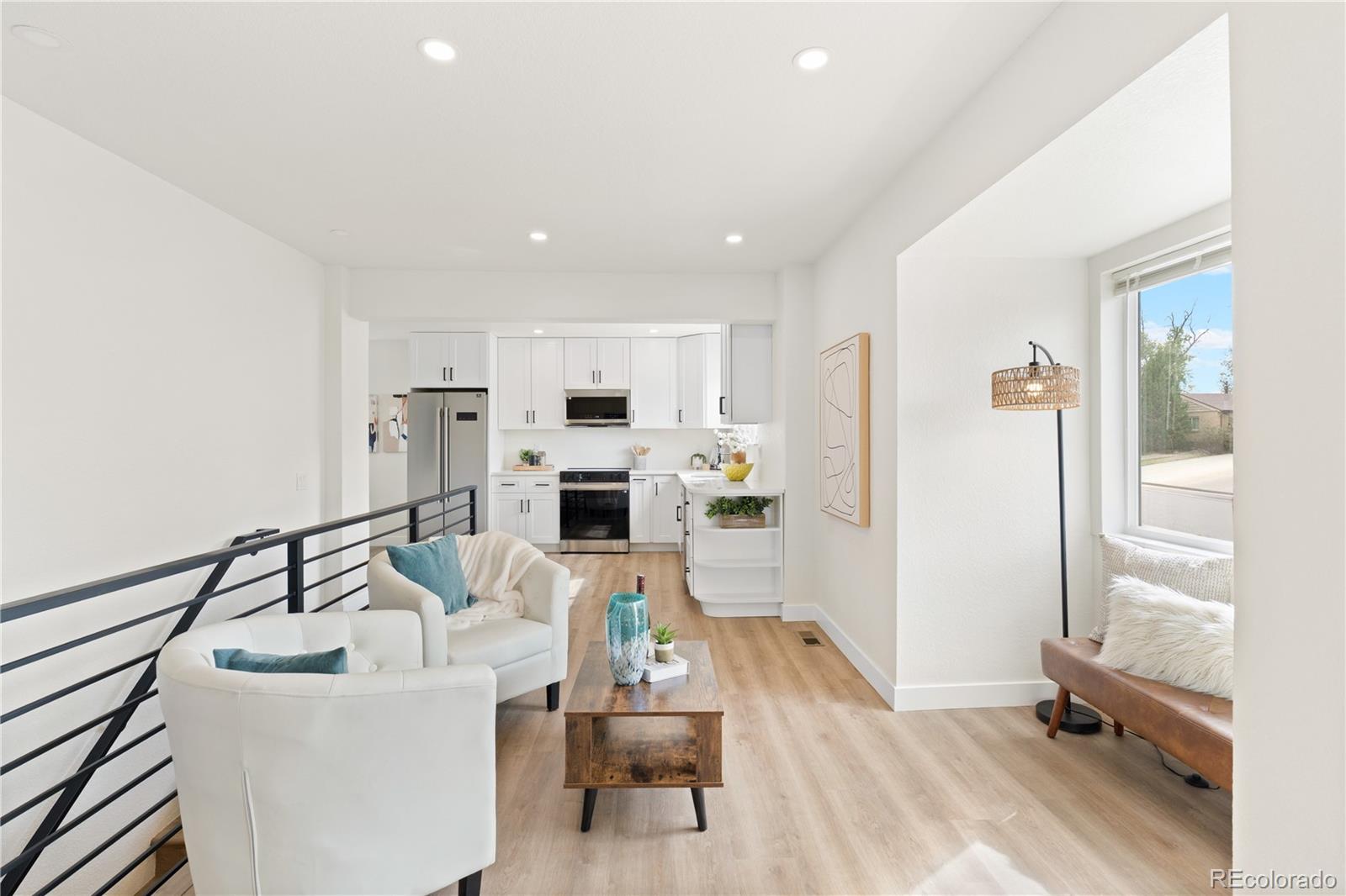 MLS Image #4 for 3690  newport street,denver, Colorado