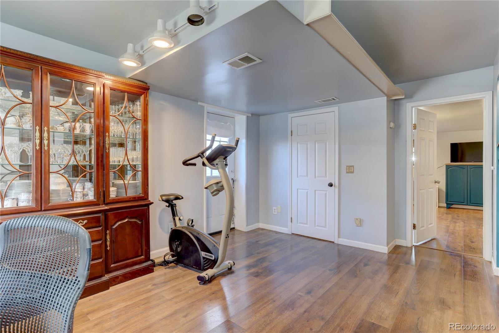MLS Image #19 for 19629 e bails place,aurora, Colorado