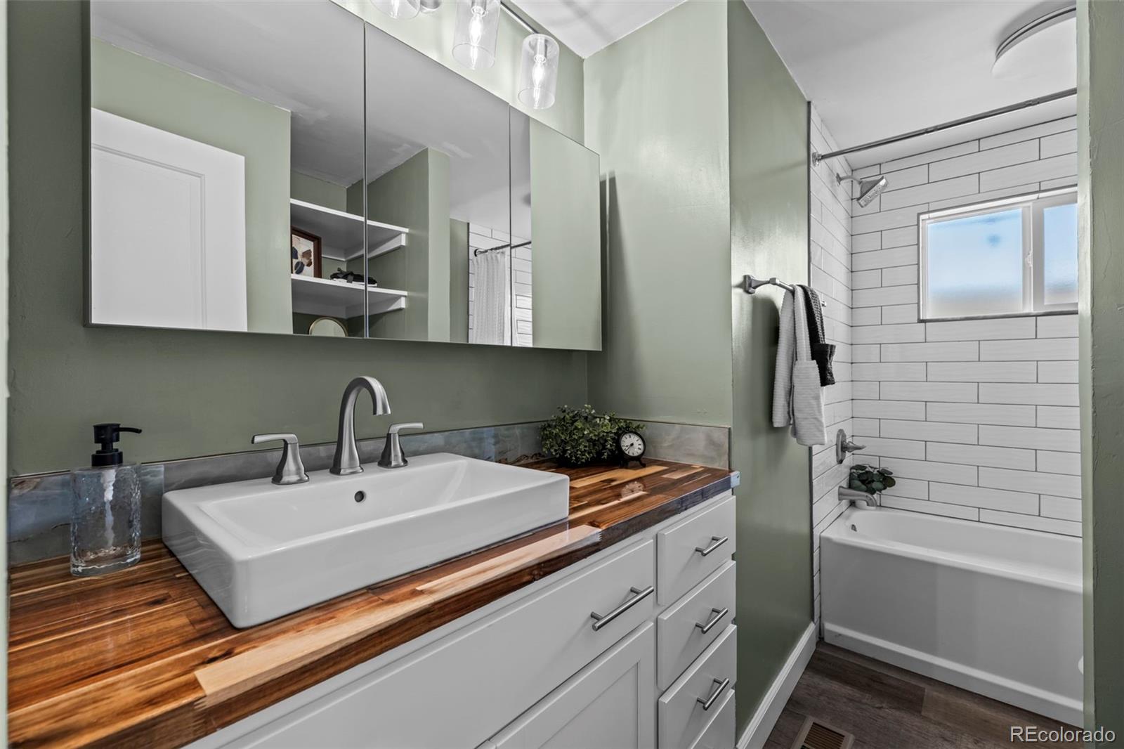 MLS Image #22 for 1330 w 6th avenue,broomfield, Colorado