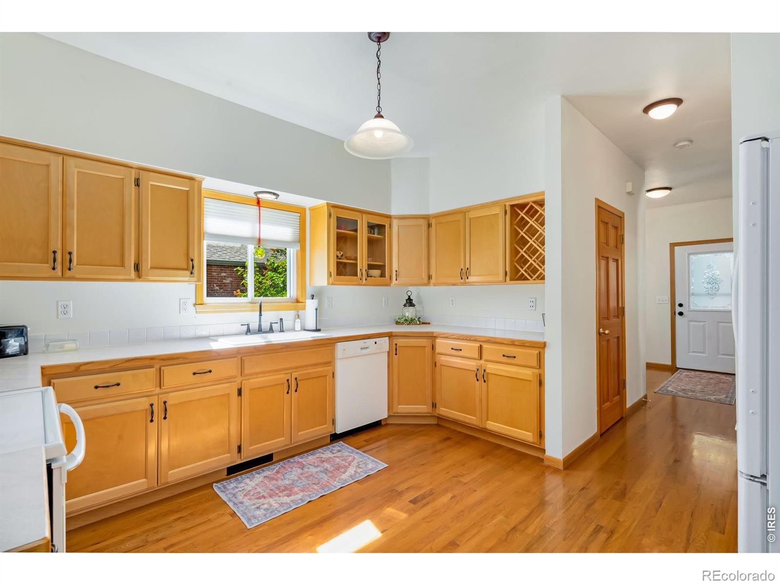 MLS Image #11 for 214 e colorado avenue,berthoud, Colorado