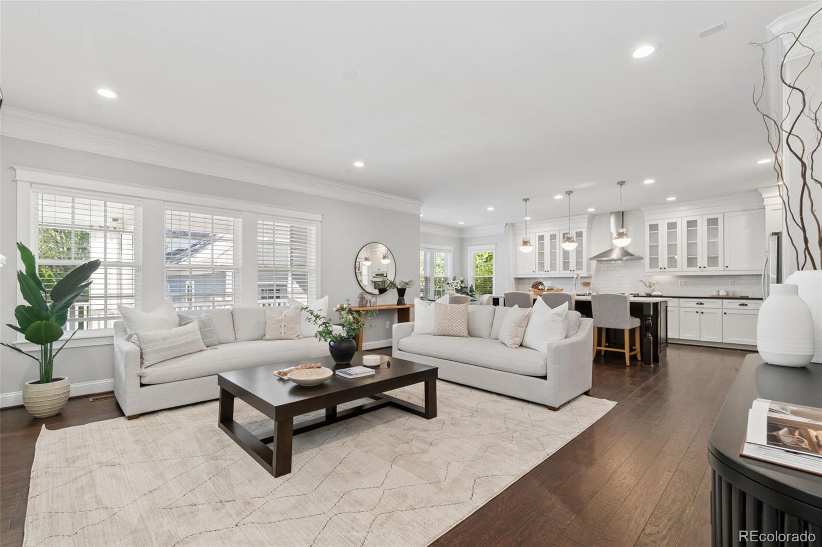 MLS Image #15 for 8131 e 33rd avenue,denver, Colorado
