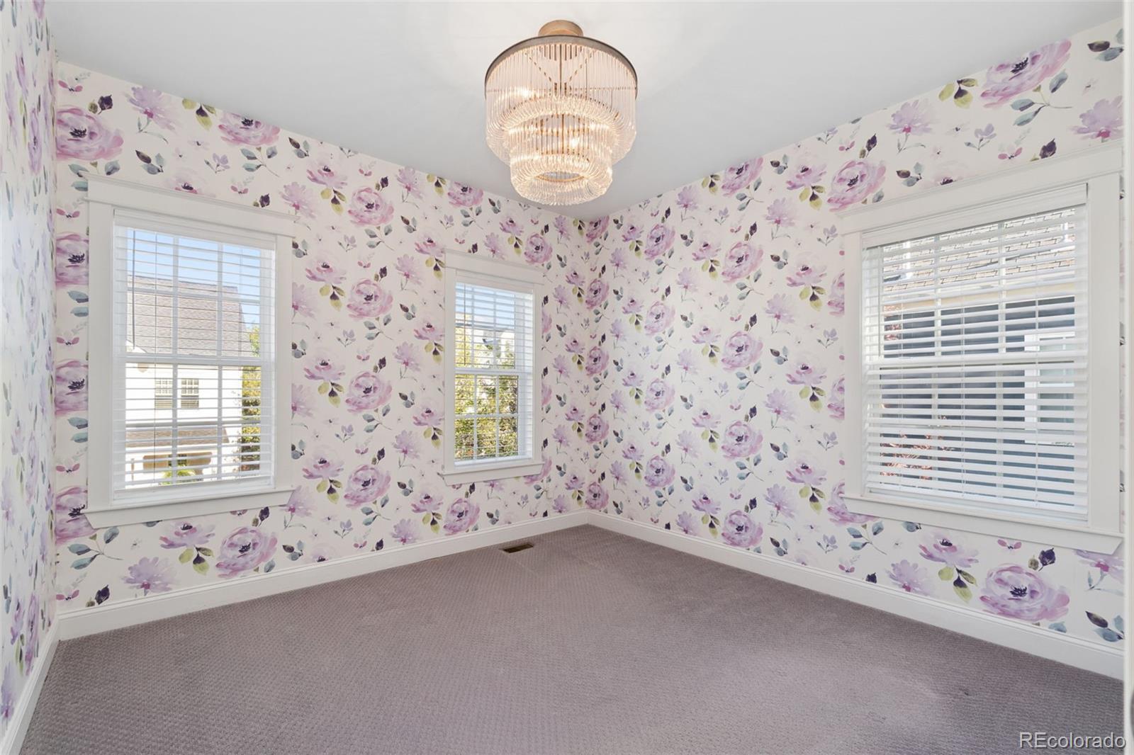 MLS Image #24 for 8131 e 33rd avenue,denver, Colorado