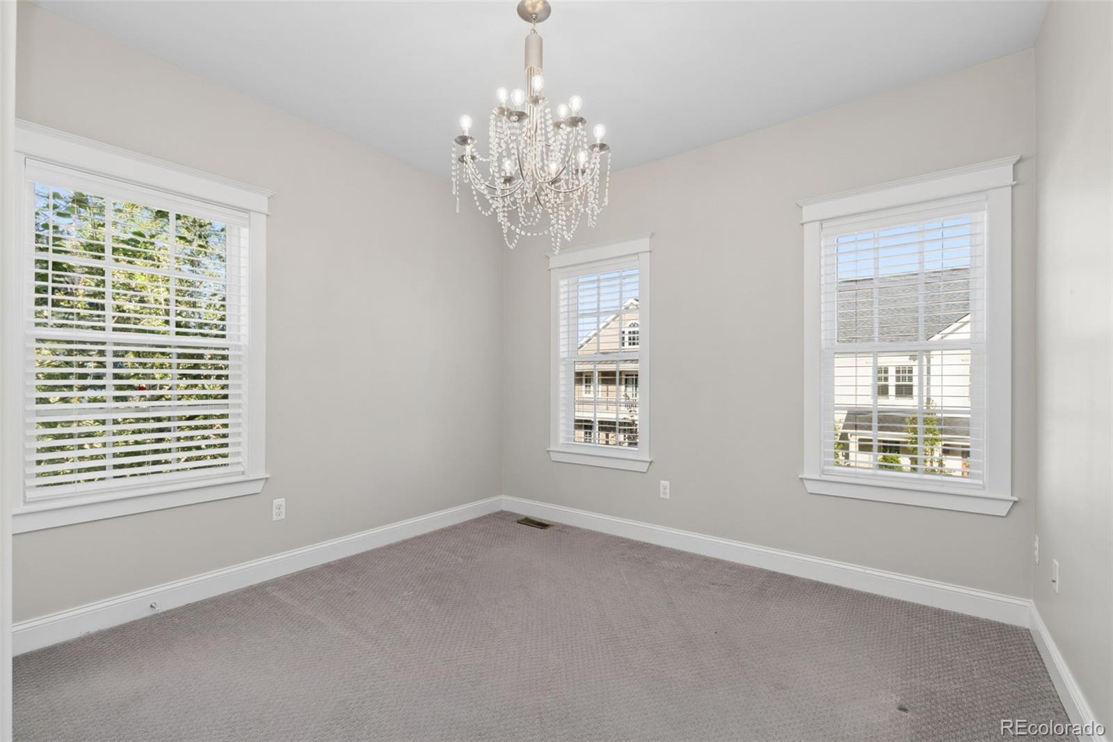 MLS Image #27 for 8131 e 33rd avenue,denver, Colorado