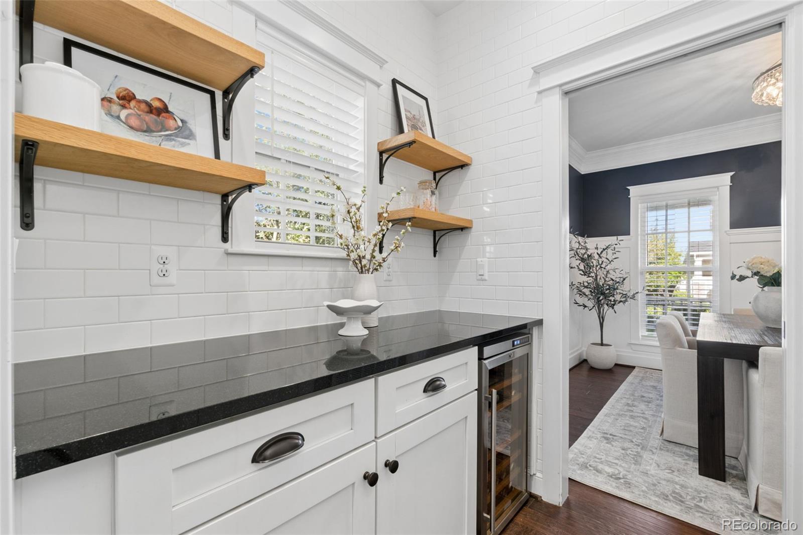 MLS Image #6 for 8131 e 33rd avenue,denver, Colorado