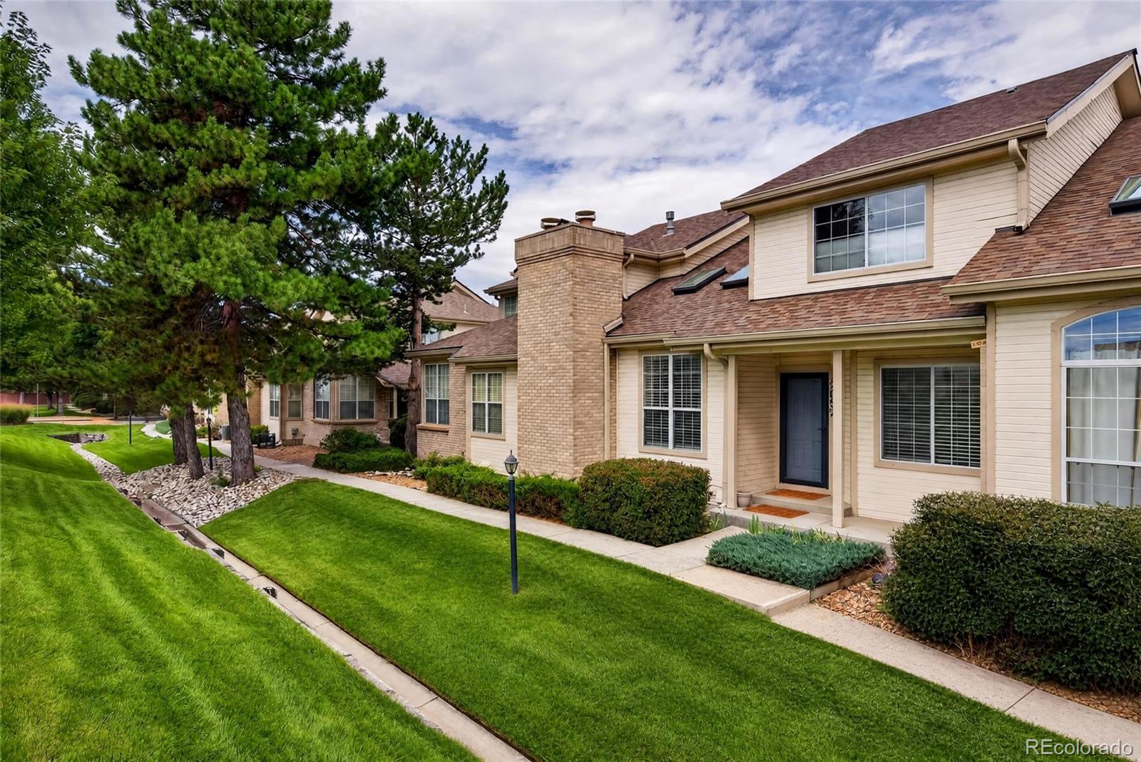 MLS Image #1 for 2092 s xenia way ,denver, Colorado