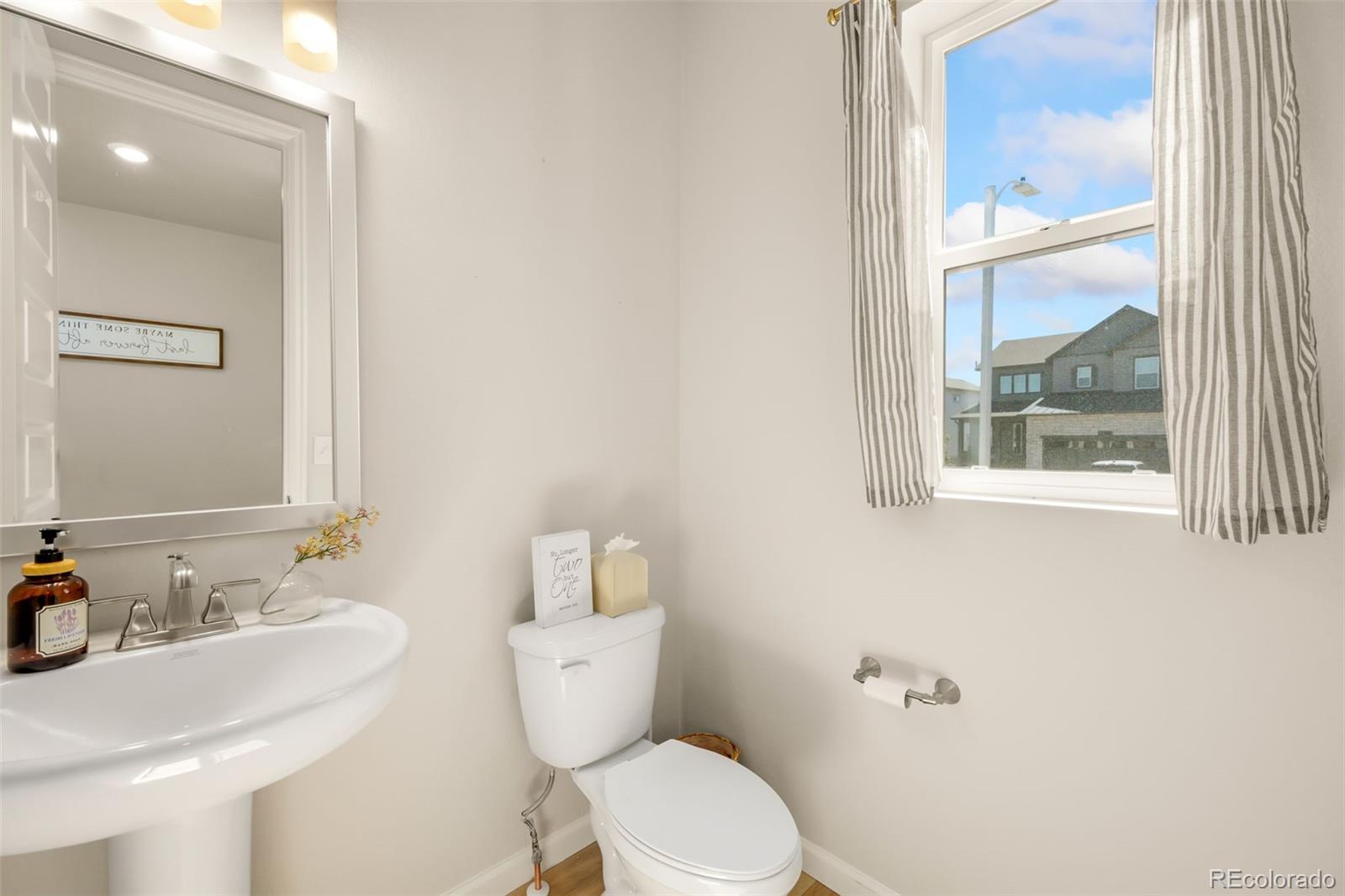 MLS Image #13 for 8581  eckley street,littleton, Colorado