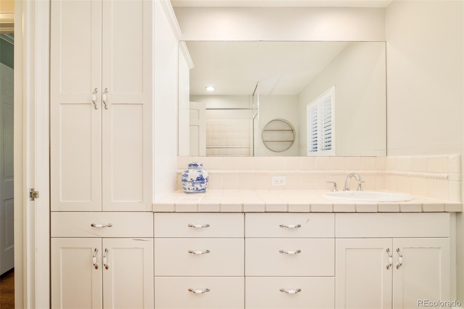 MLS Image #33 for 5000 e mansfield avenue,denver, Colorado