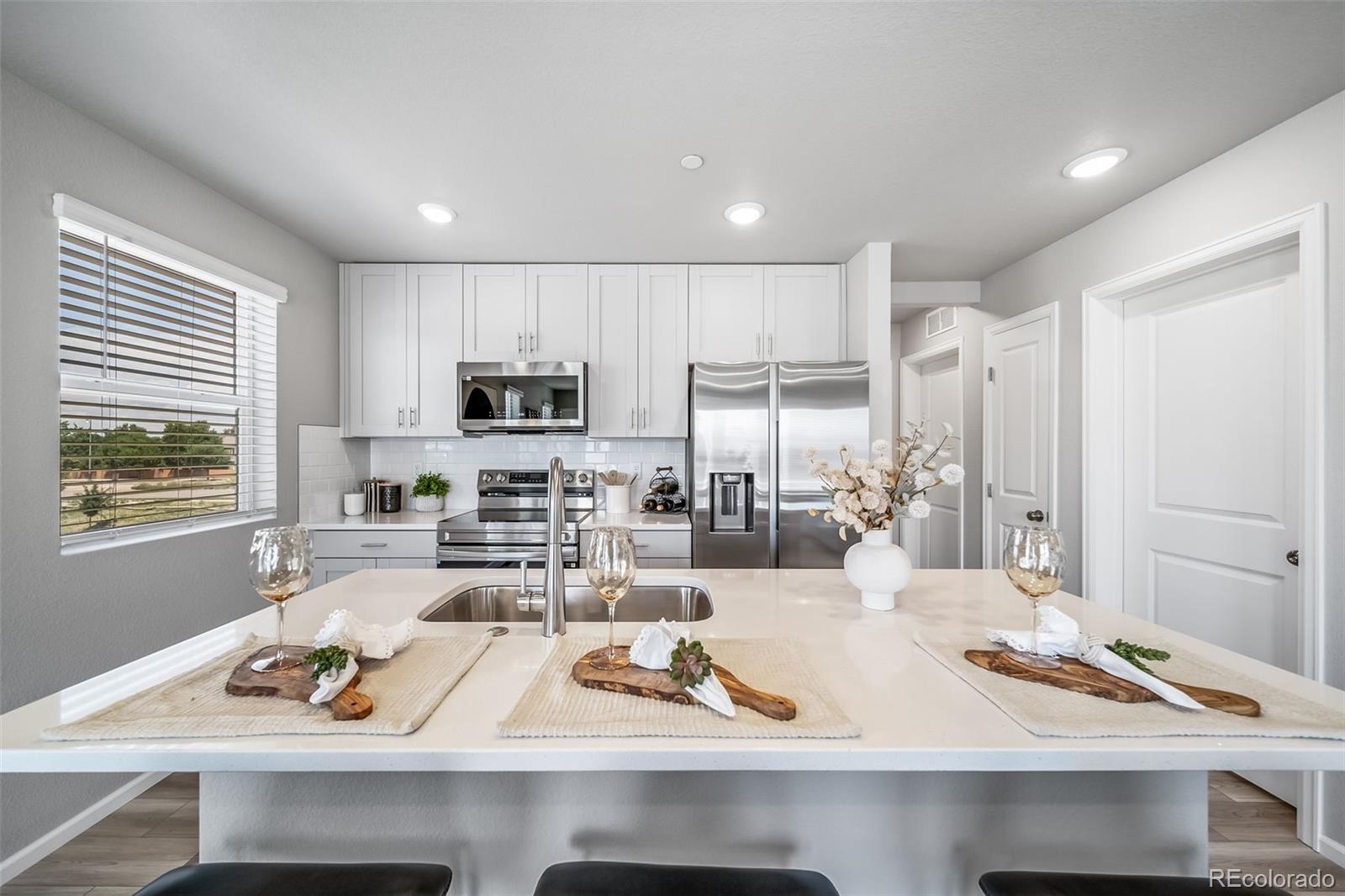 MLS Image #2 for 10080  revere court,commerce city, Colorado