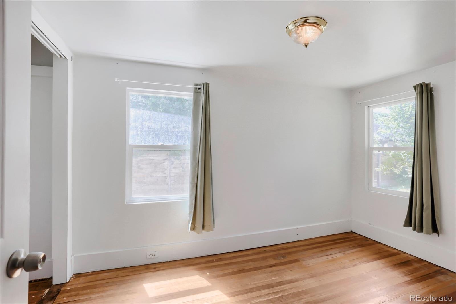 MLS Image #19 for 2249 s high street,denver, Colorado