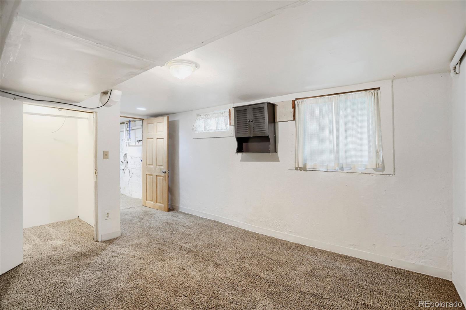 MLS Image #26 for 2249 s high street,denver, Colorado