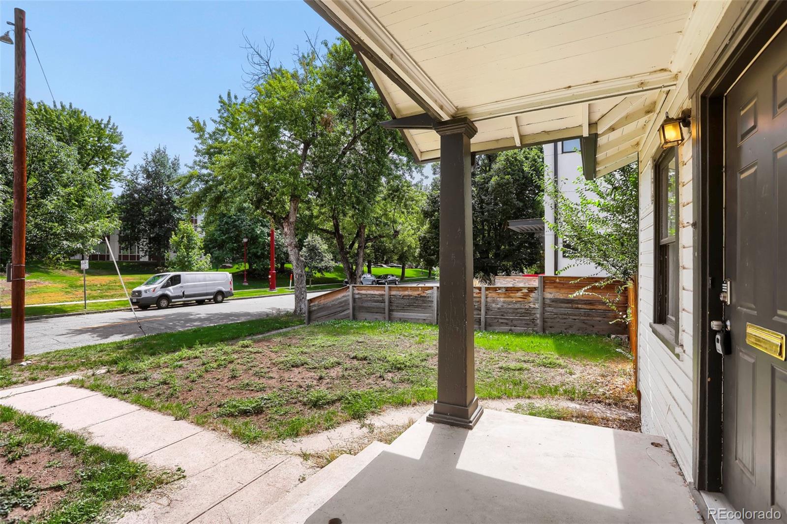 MLS Image #31 for 2249 s high street,denver, Colorado