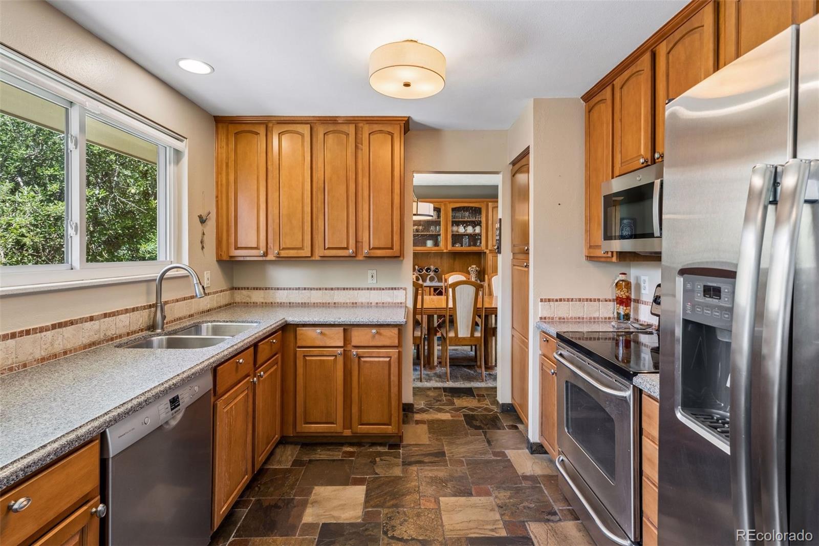 MLS Image #11 for 6521 s allison street,littleton, Colorado