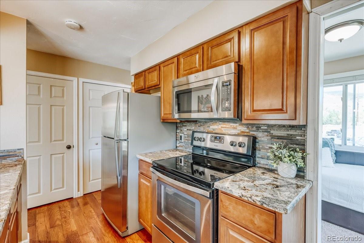 MLS Image #7 for 76  cove boulevard,dillon, Colorado