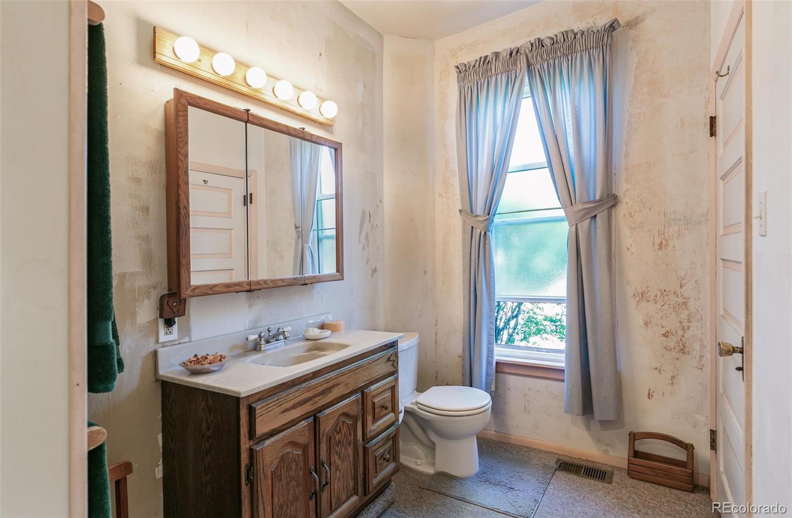MLS Image #10 for 5330 w 29th avenue,denver, Colorado
