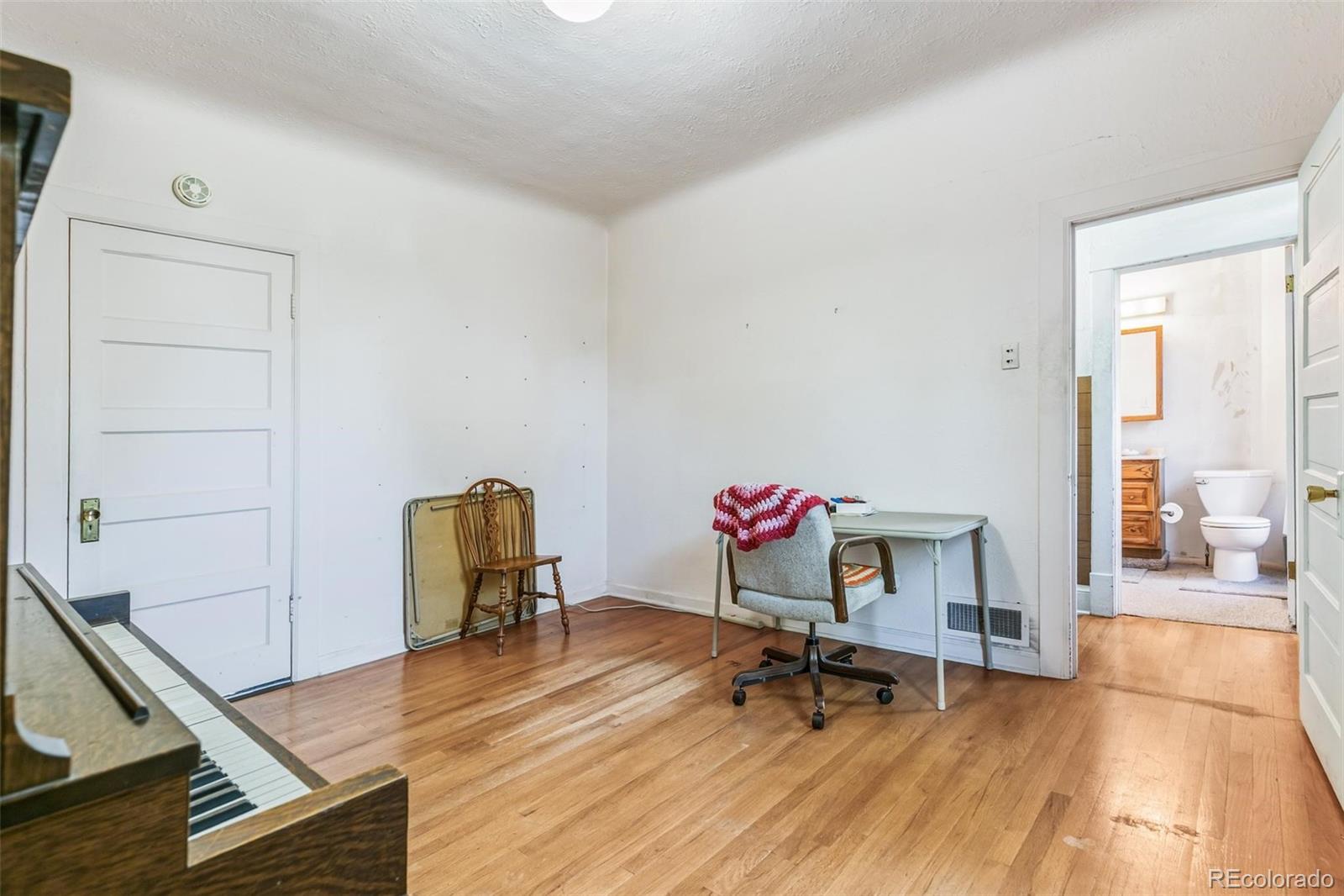 MLS Image #14 for 5330 w 29th avenue,denver, Colorado
