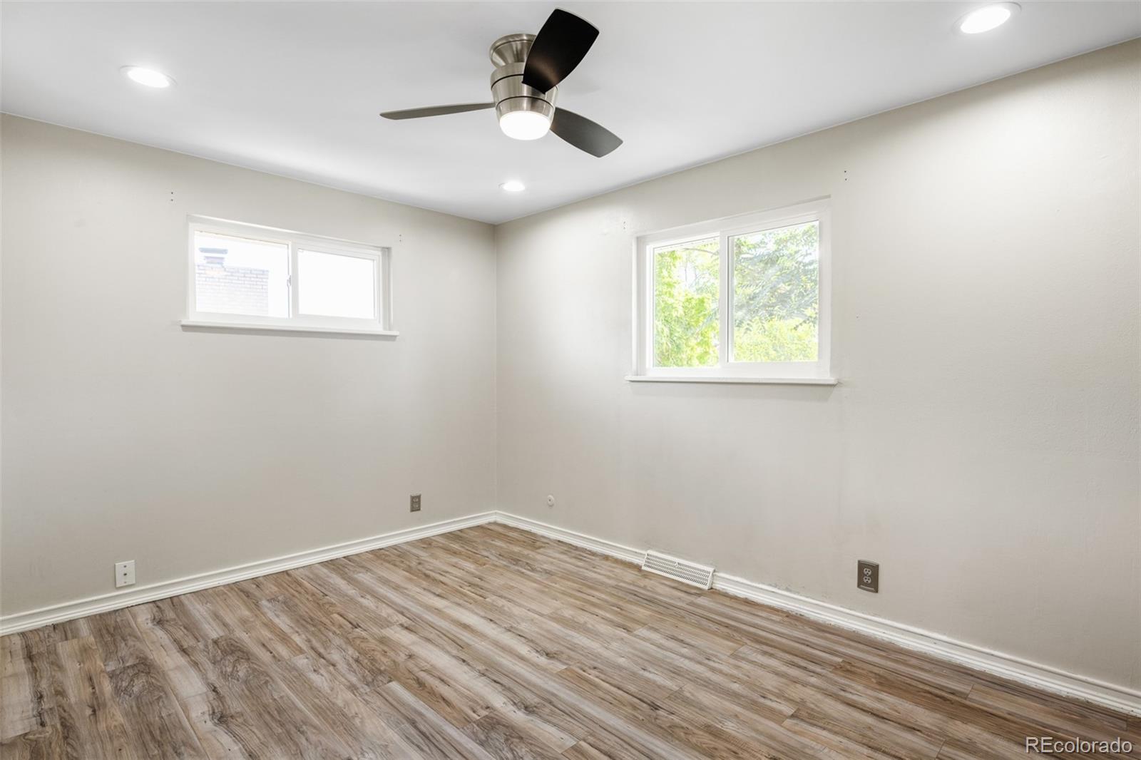 MLS Image #12 for 8441  edison drive,denver, Colorado