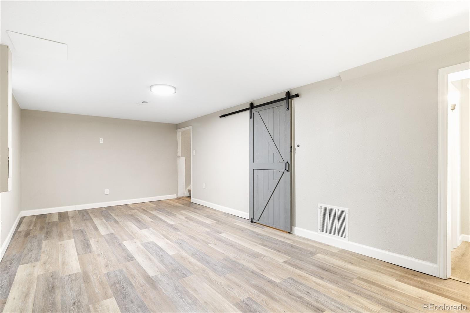 MLS Image #30 for 8441  edison drive,denver, Colorado