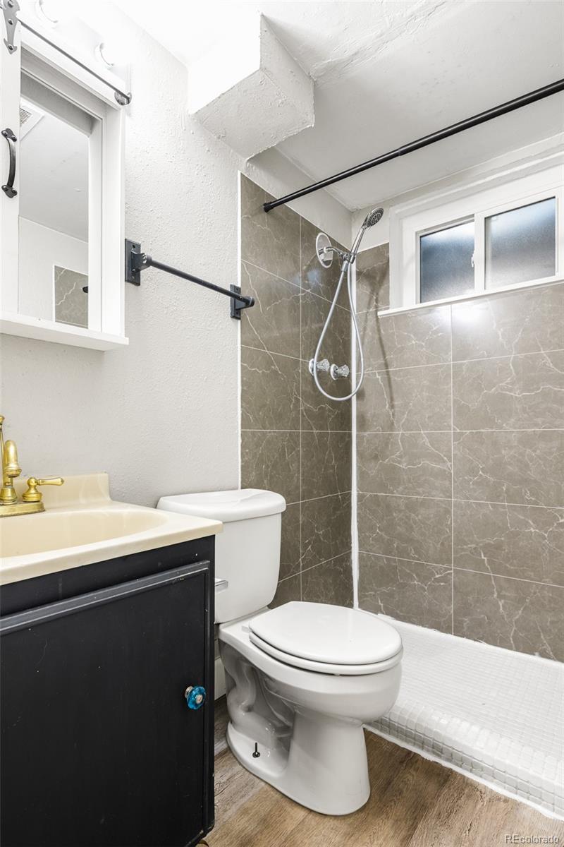 MLS Image #32 for 8441  edison drive,denver, Colorado