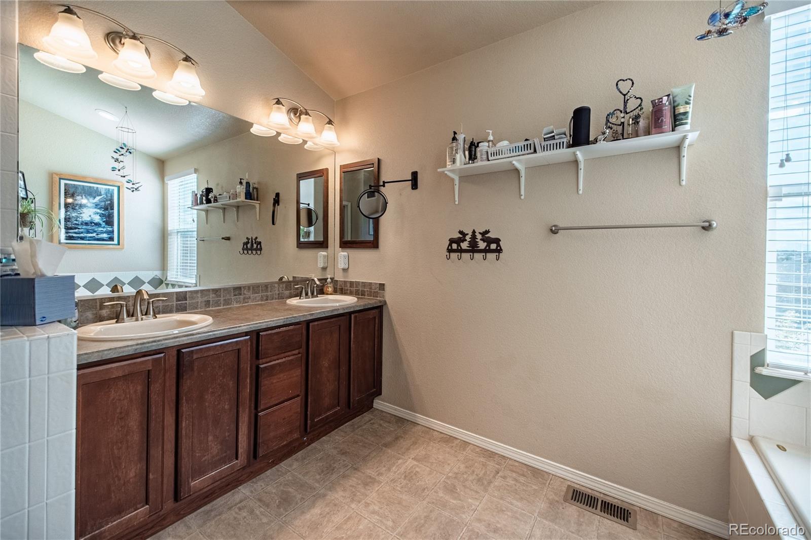 MLS Image #31 for 10393  capital peak way,peyton, Colorado