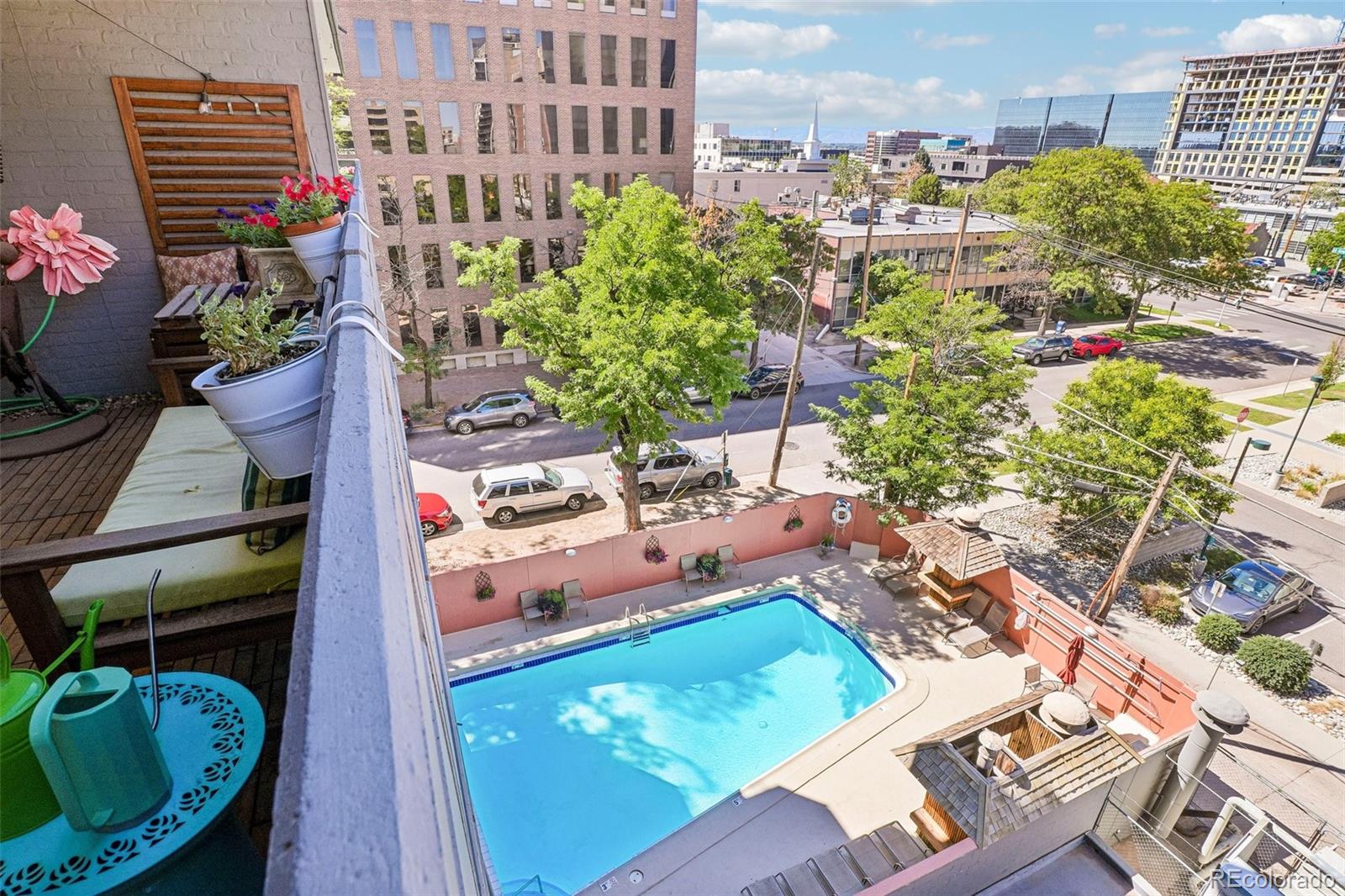 MLS Image #42 for 909 n logan street,denver, Colorado