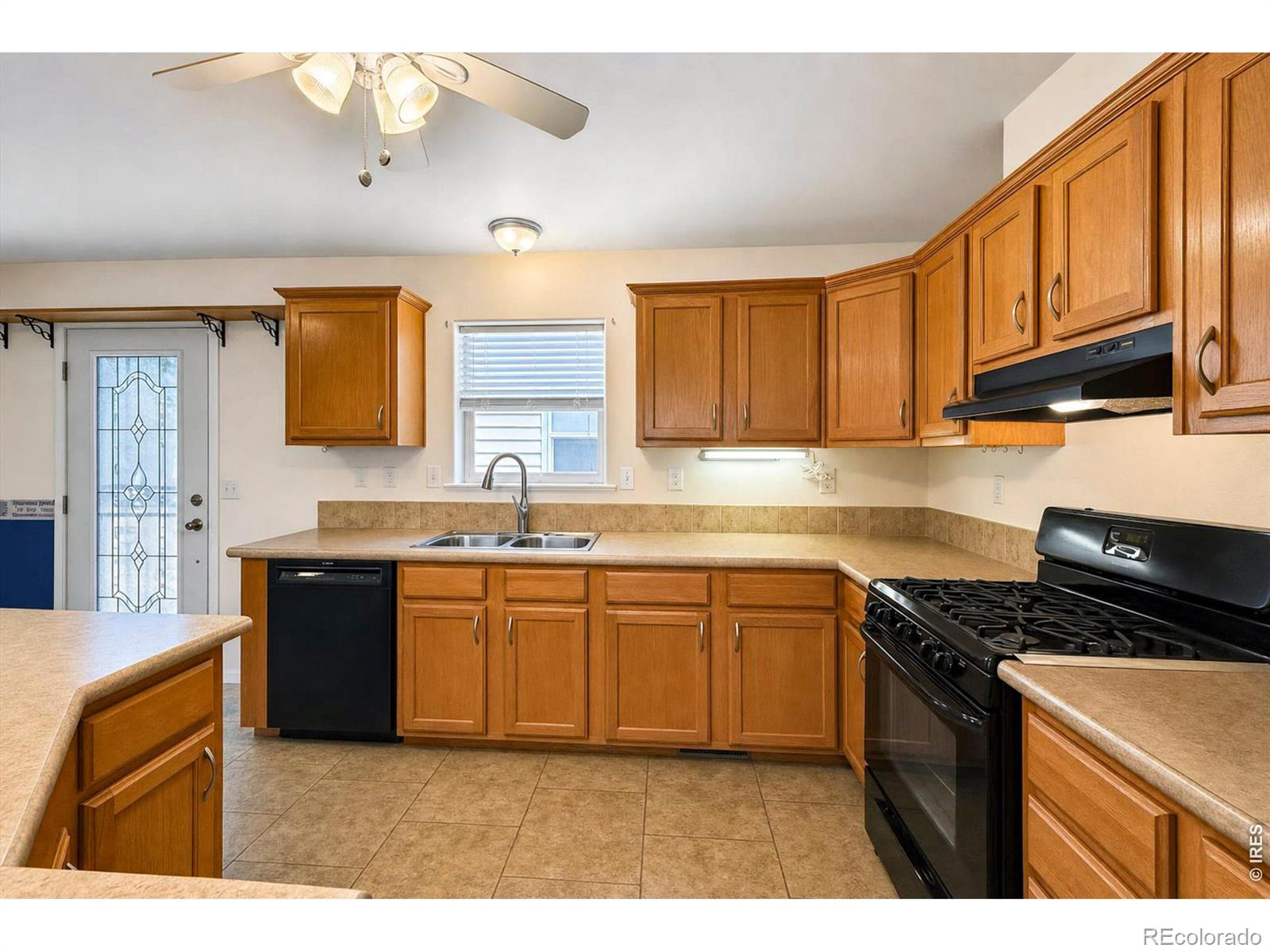 MLS Image #14 for 7900  mountain view drive,frederick, Colorado