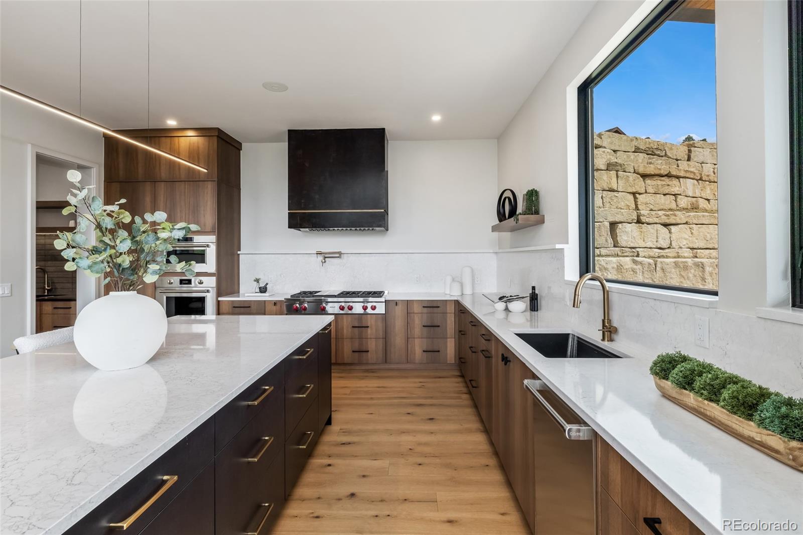 MLS Image #11 for 680  lakeview circle,silverthorne, Colorado