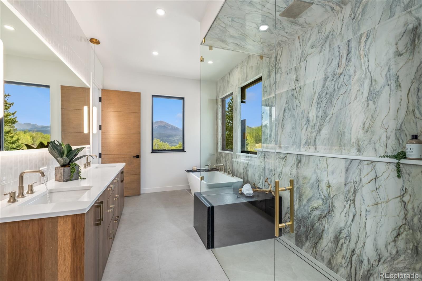 MLS Image #18 for 680  lakeview circle,silverthorne, Colorado