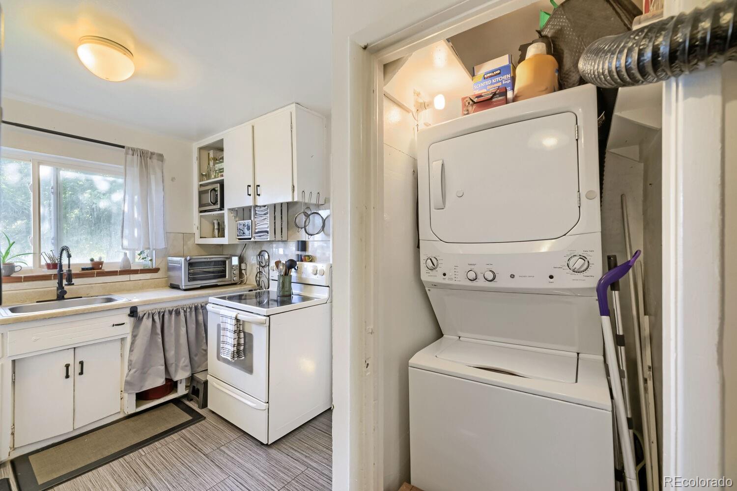 MLS Image #11 for 2625 s king street,denver, Colorado
