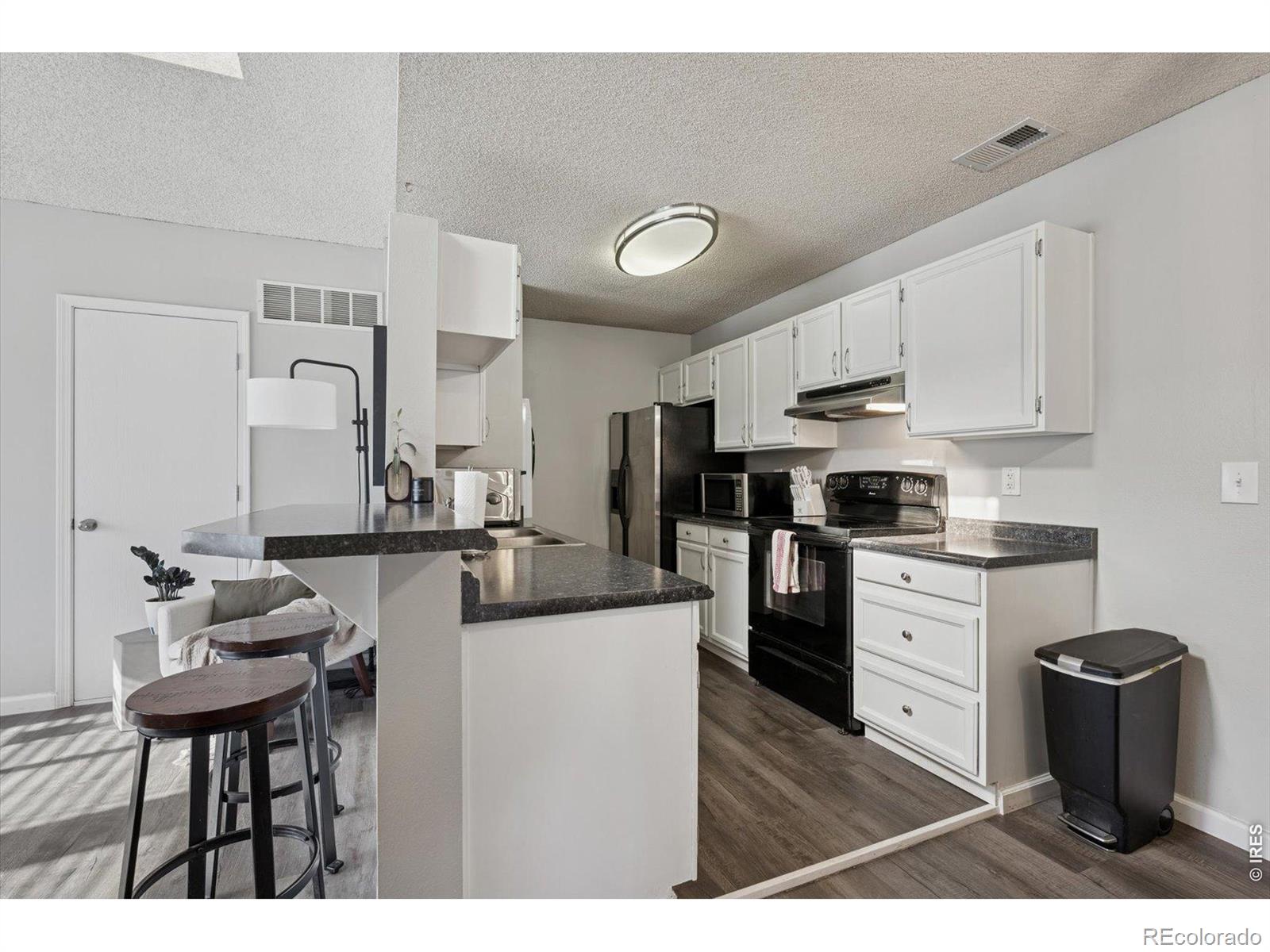 MLS Image #9 for 10233 w 80th drive,arvada, Colorado