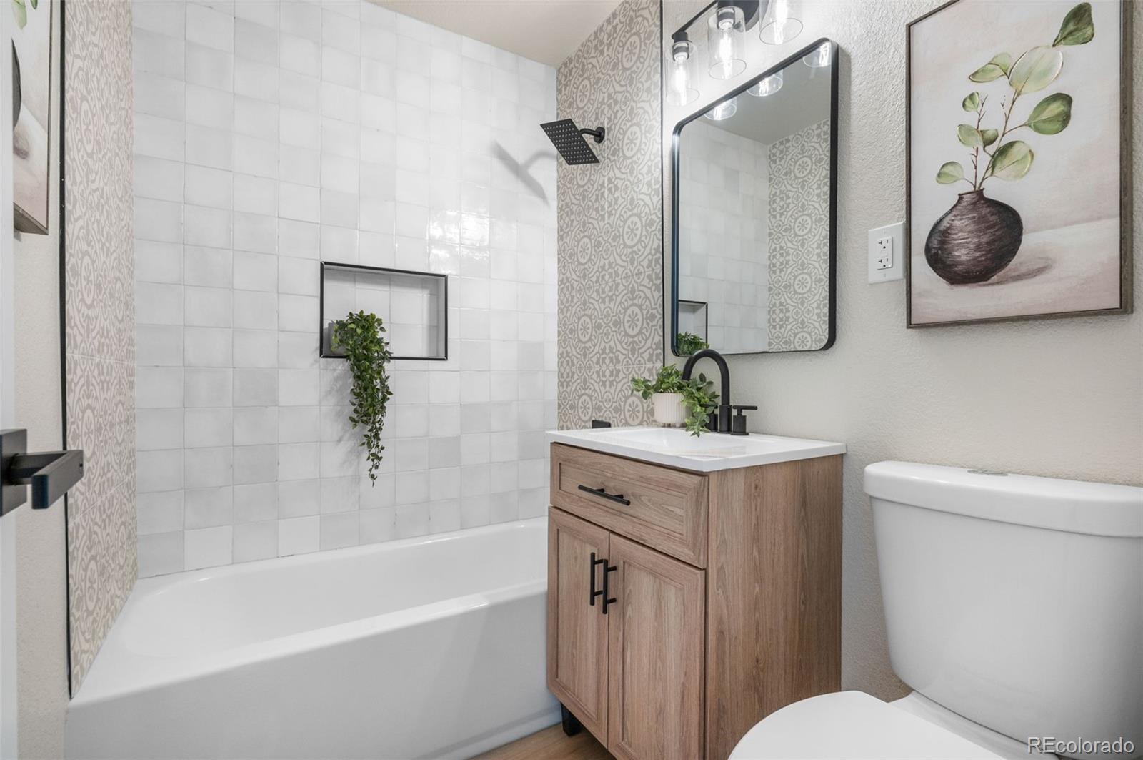 MLS Image #14 for 2320 s king street,denver, Colorado