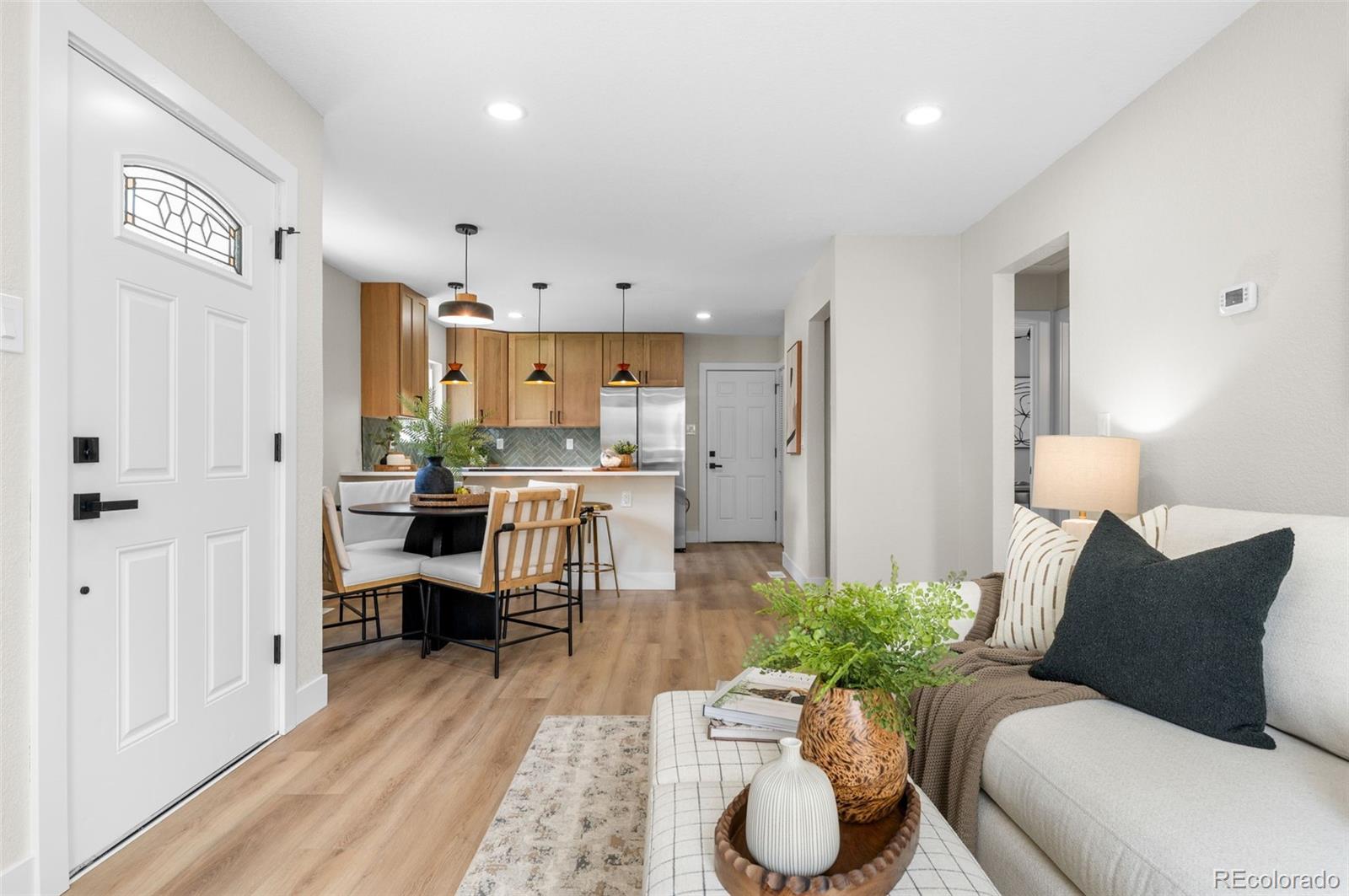 MLS Image #5 for 2320 s king street,denver, Colorado