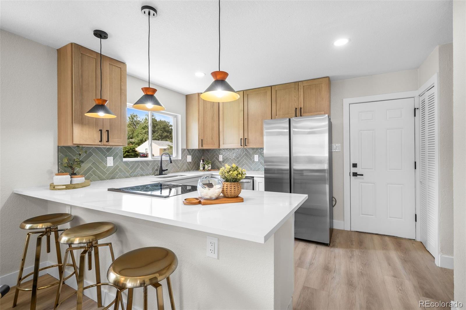 MLS Image #9 for 2320 s king street,denver, Colorado