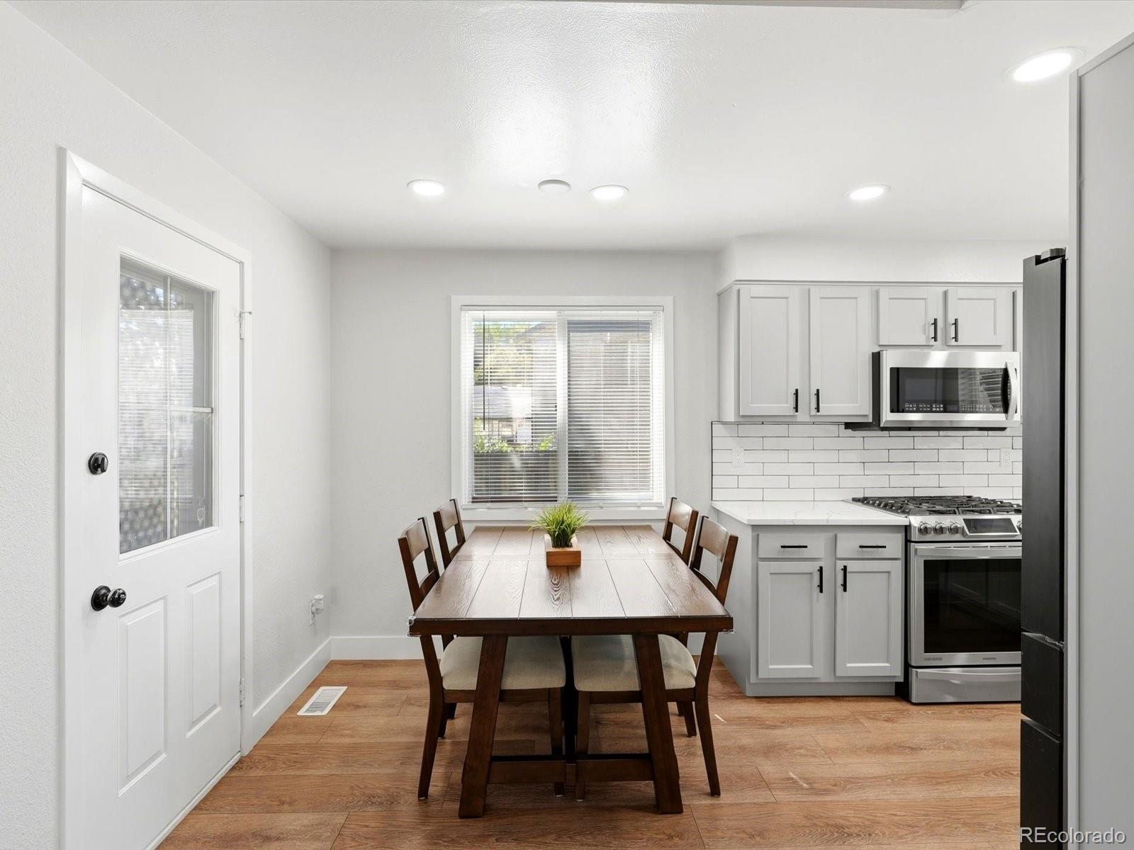 MLS Image #13 for 18870 e 16th place,aurora, Colorado