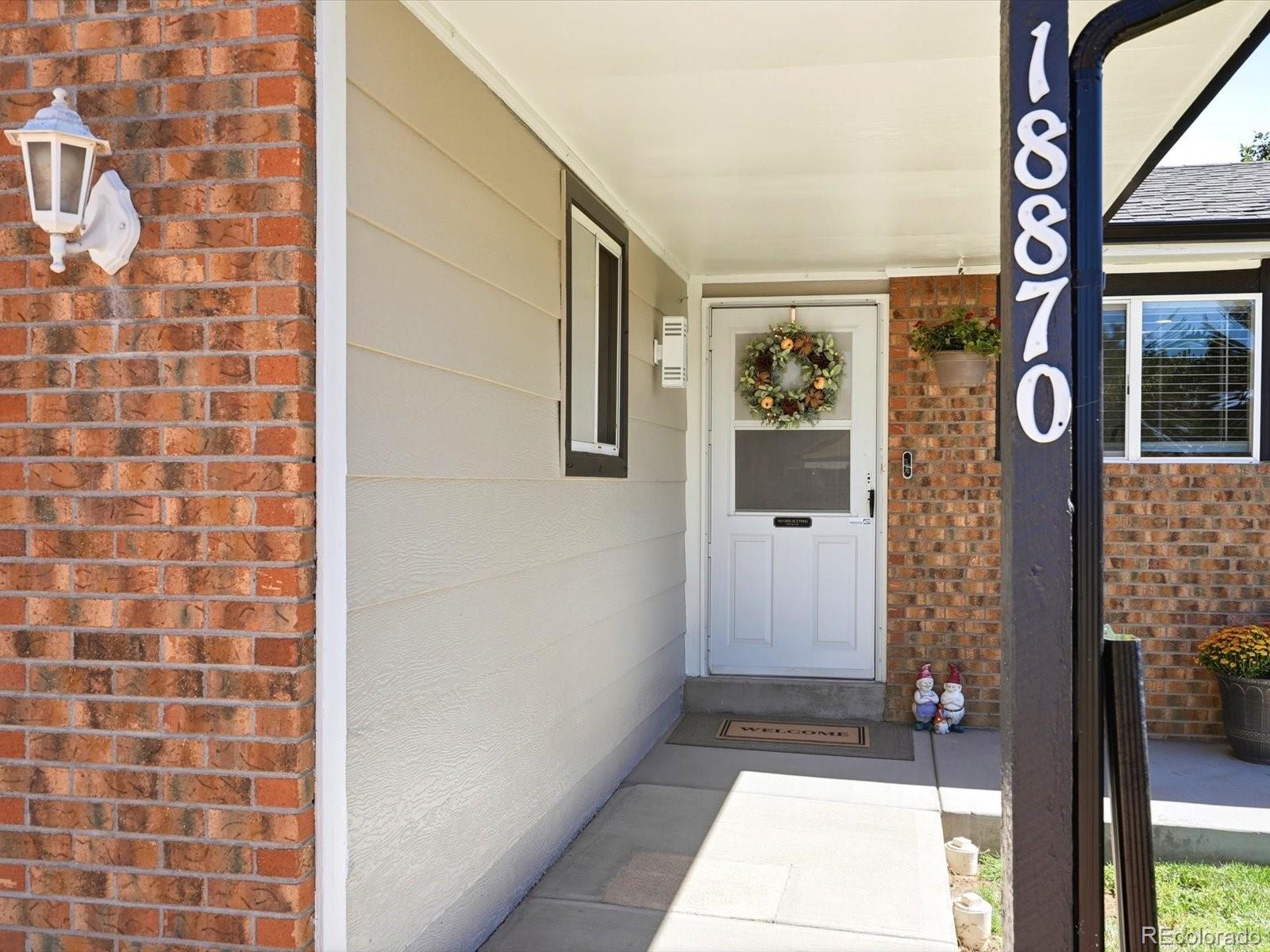 MLS Image #2 for 18870 e 16th place,aurora, Colorado