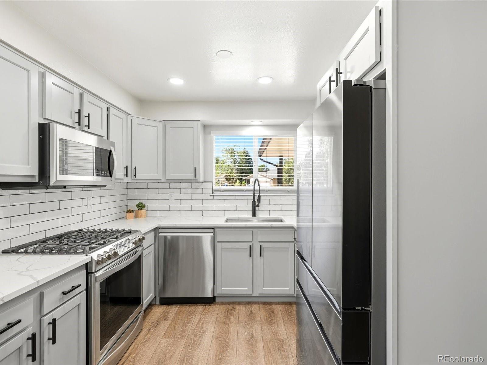 MLS Image #8 for 18870 e 16th place,aurora, Colorado